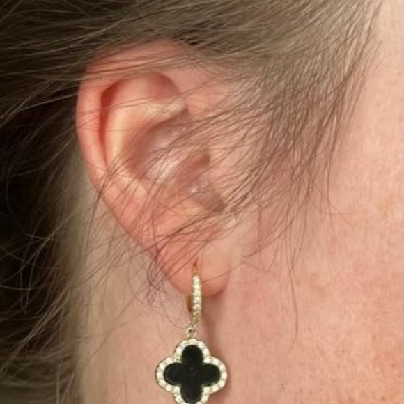 Neiman Marcus Gold Dangle 14K Gold Plated Hoop Earrings with Clover - Picture 1 of 4